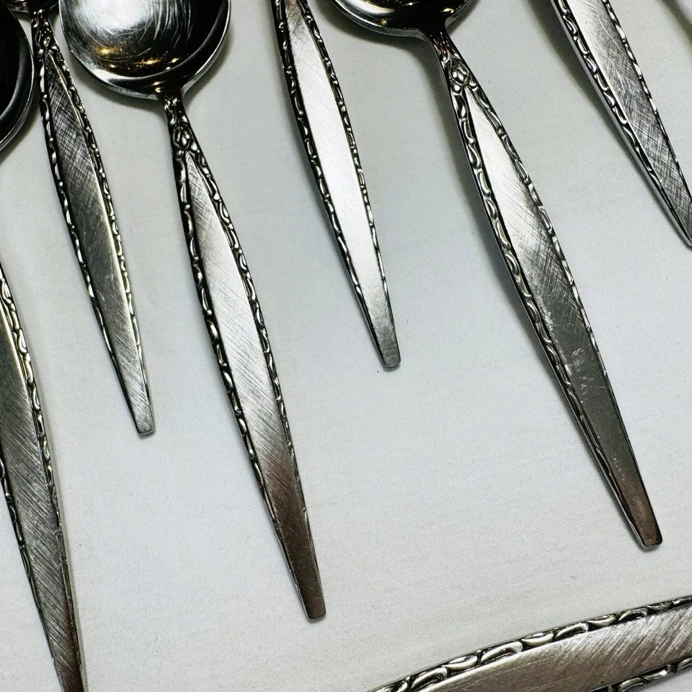 Oneida Community VENETIA Stainless Flatware Burnished Lot 21 Pcs Forks Spoons